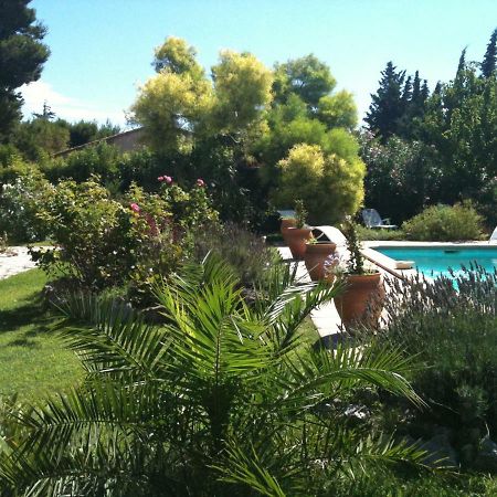 Ferienwohnung Appart Amande Des Amandeirets Châteauneuf-lès-Martigues Exterior foto
