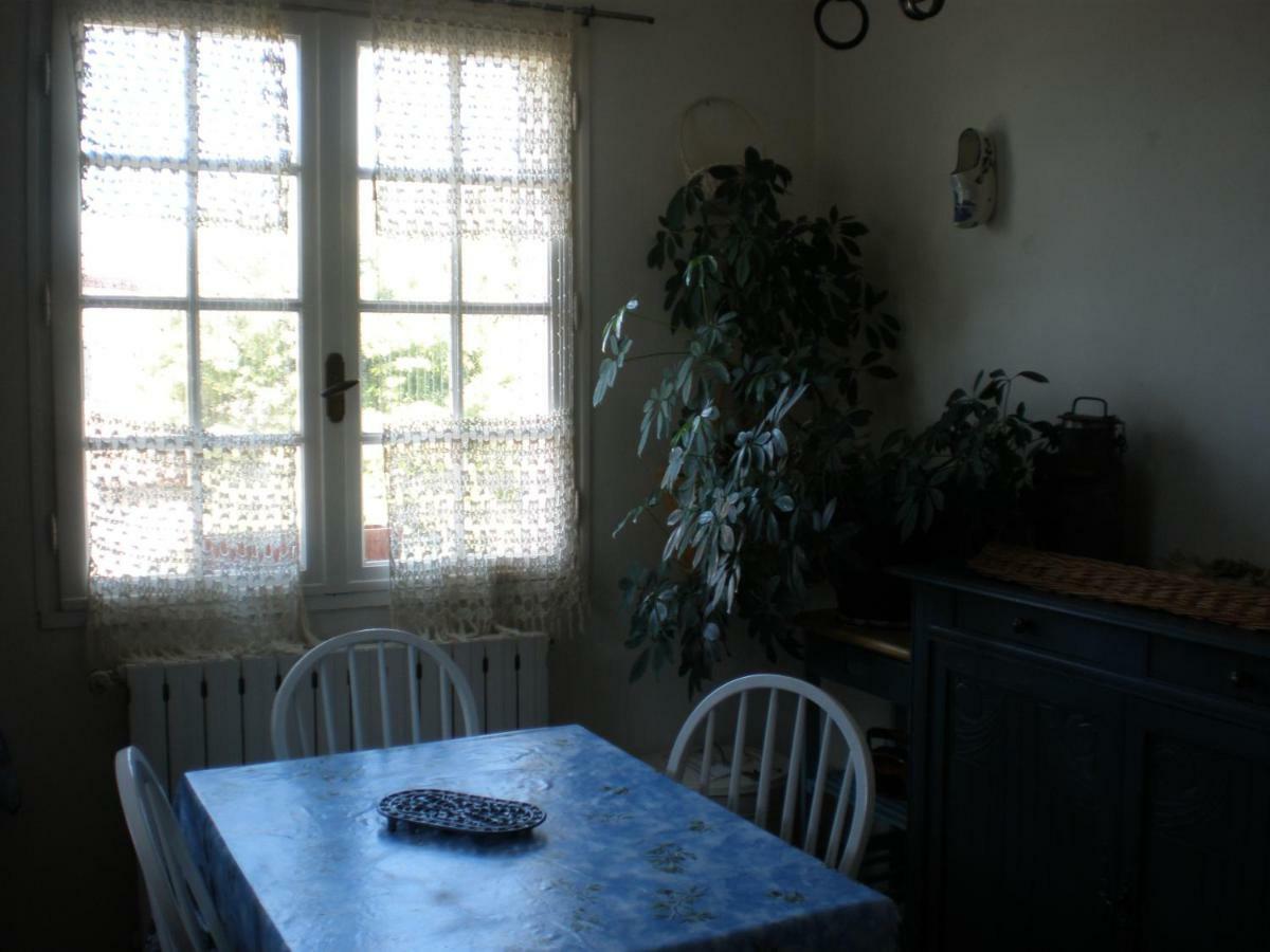 Ferienwohnung Appart Amande Des Amandeirets Châteauneuf-lès-Martigues Exterior foto