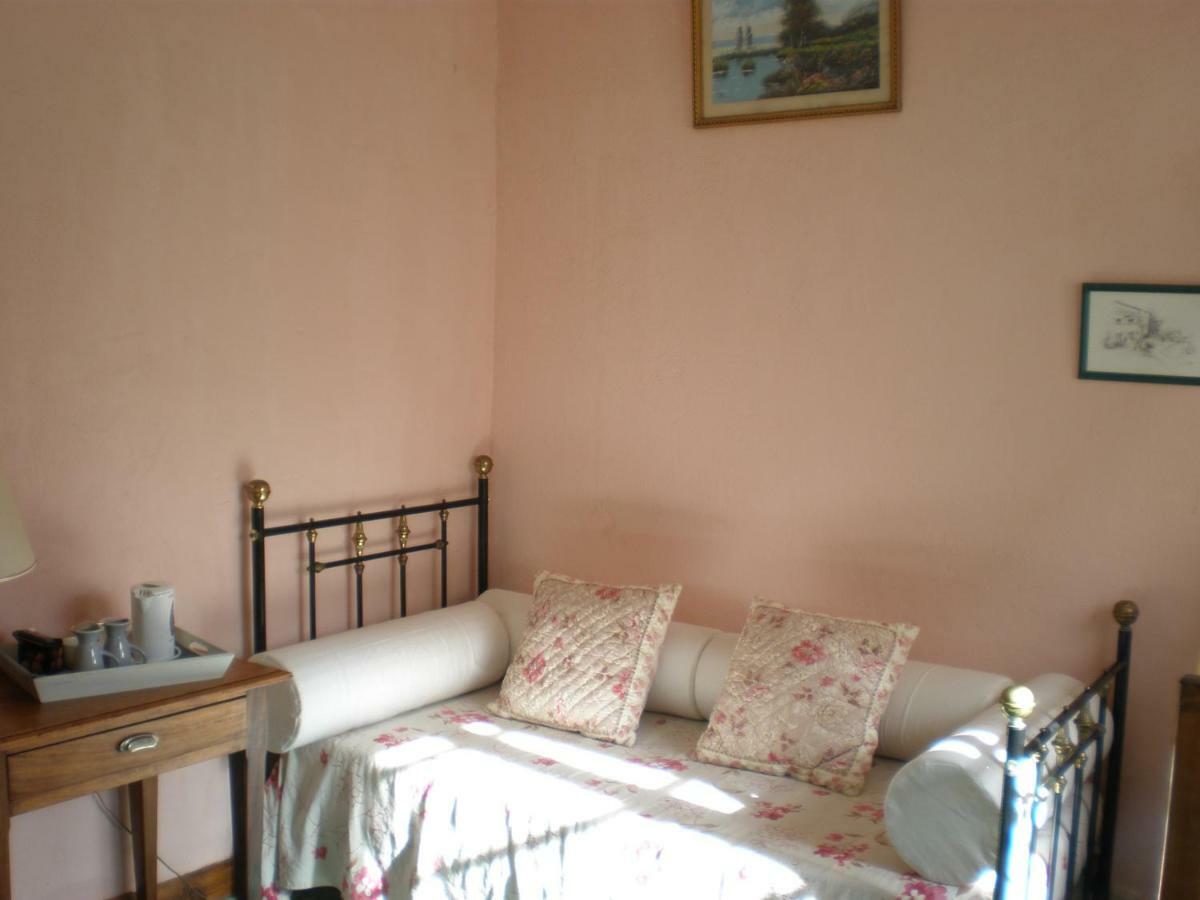 Ferienwohnung Appart Amande Des Amandeirets Châteauneuf-lès-Martigues Exterior foto